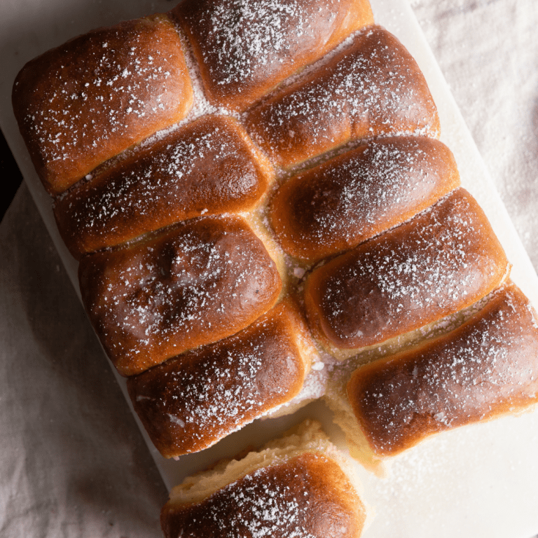 Bayrische Rohrnudeln mit Zwetschgen nach Omas Art