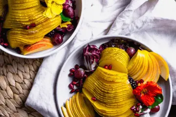 Bunter Herbstsalat mit gebackenem Kürbis Bunter Herbstsalat mit gebackenem Kürbis