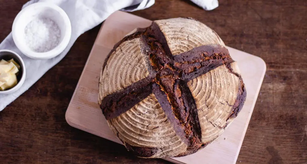 Ein Brot selber backen