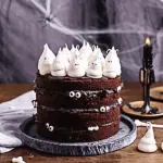 Gruselig leckere Halloween Geistertorte