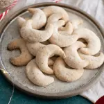 Vanillekipferl-Rezept aus Omas Bäckerei Vanillekipferl Rezept aus Omas Bäckerei