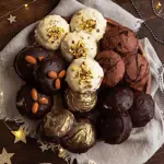 Omas Elisenlebkuchen: 5 abwechslungsreiche Variationen aus 1 Teig Omas 5 saftige Elisenlebkuchen aus 1 Teig
