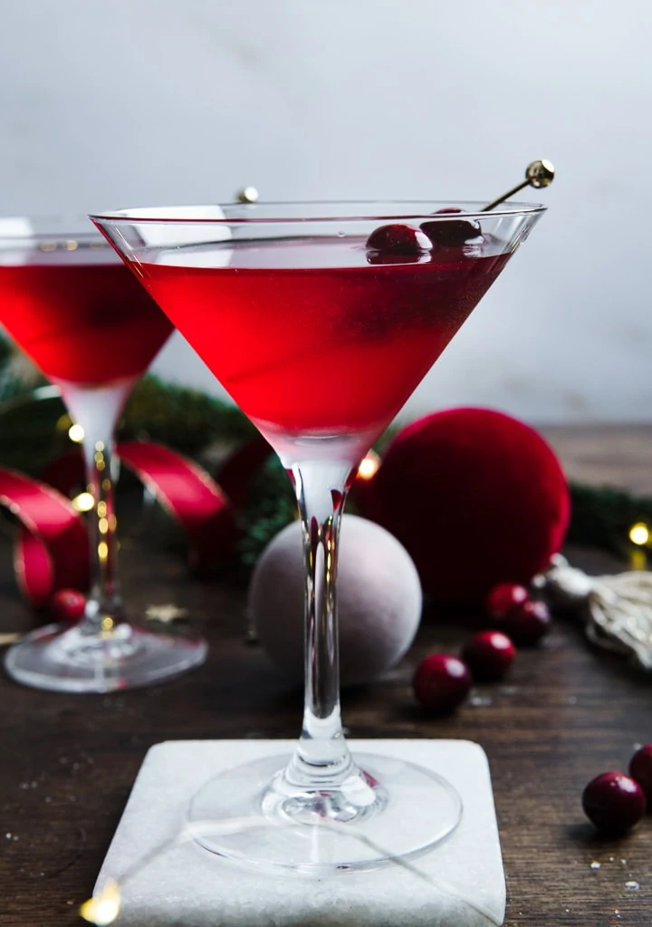 Der Cranberry Gin Martini im Glas.