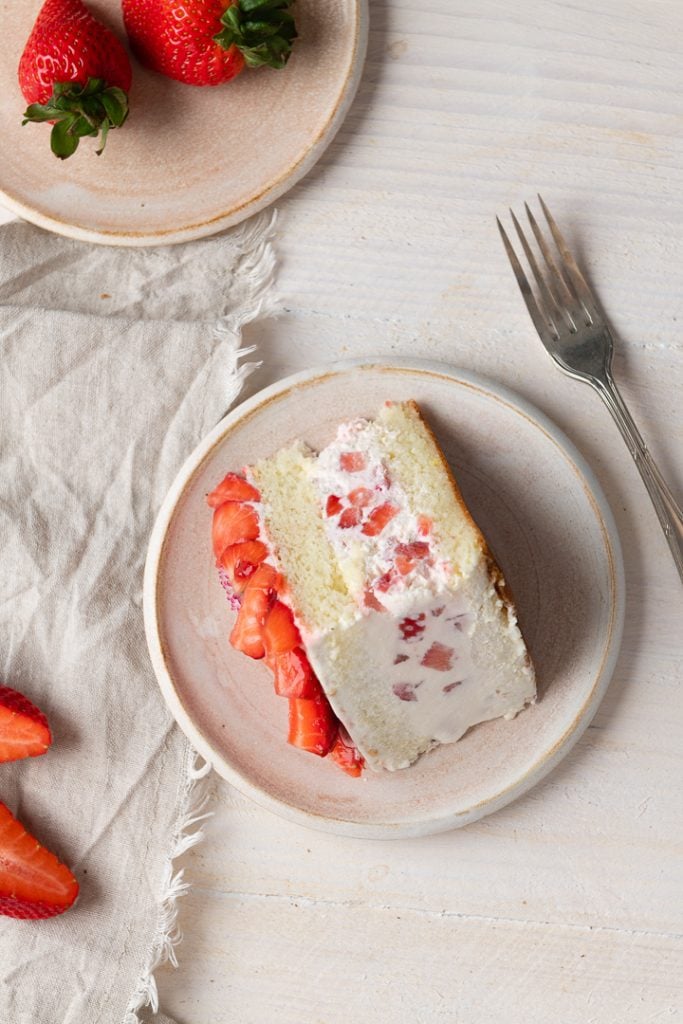 Der fertige Erdbeer Vanille Kuchen mit Quark.