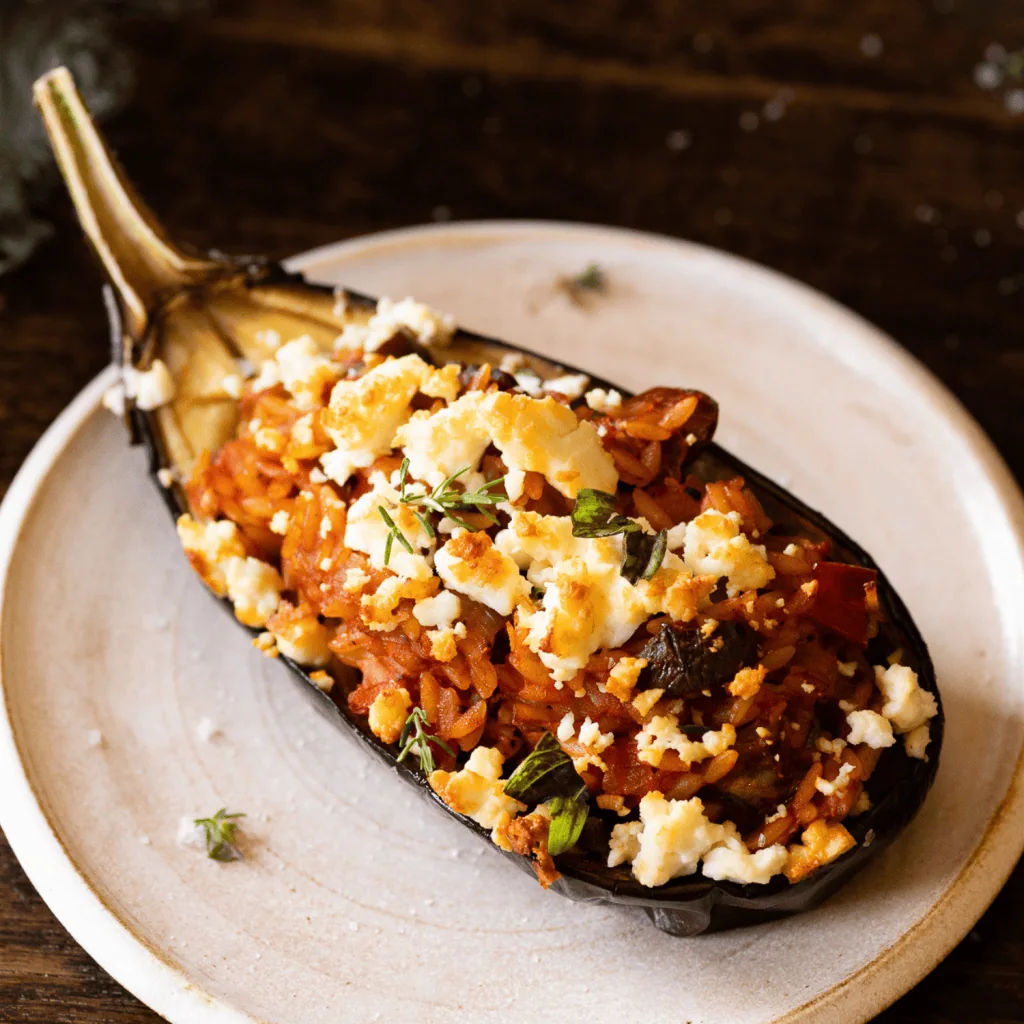 Gefüllte Aubergine mit Feta und Reis