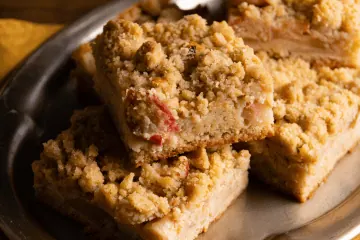 Omas saftiger Apfel-Streuselkuchen vom Blech Saftiger Apfel Streuselkuchen vom Blech aus Rührteig
