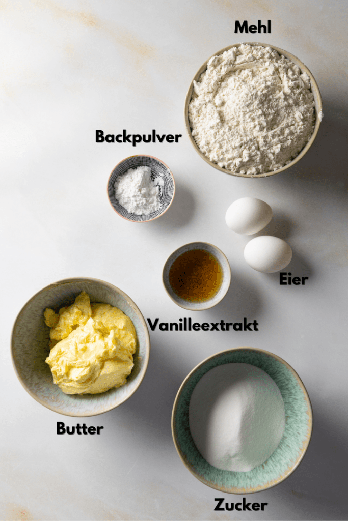 Alle Zutaten für den plätzchenteig.