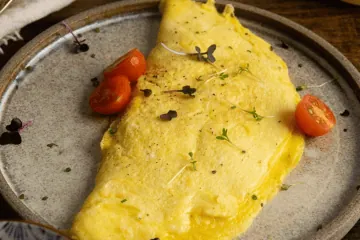 Omas Omelette Rezept: Das einfache Grundrezept (in 5 Minuten!) Omas einfaches Omelette Grundrezept