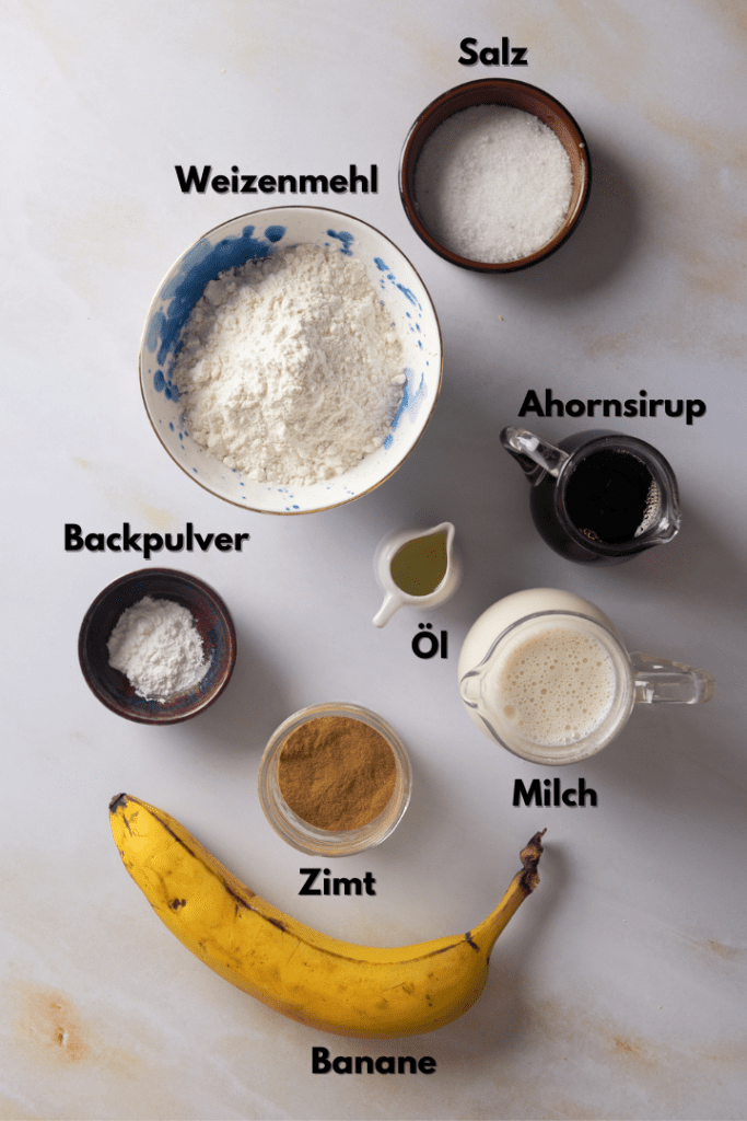 Alle Zutaten für das Bananen Pancake Rezept.