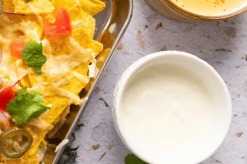 Sour Cream Dip für Nachos selber machen Sour Cream Dip für Nachos selber machen