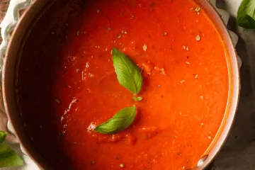 Tomatensoße selber machen – das schnelle Grundrezept in 20 Minuten Schnelle Tomatensoße selber machen