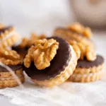 Omas Walnuss Marzipan Plätzchen