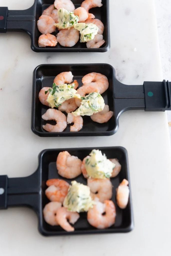 Raclette Idee für leckere Knoblauch Shrimps.