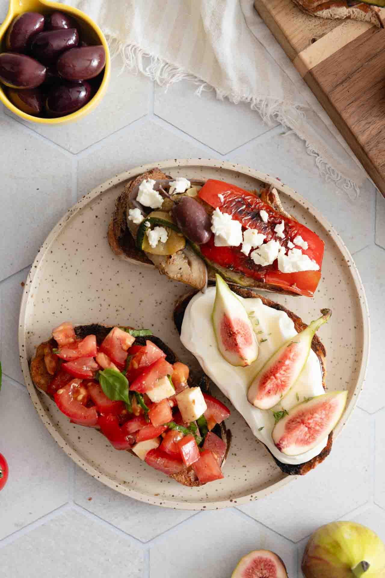 Dreierlei Bruschetta Varianten