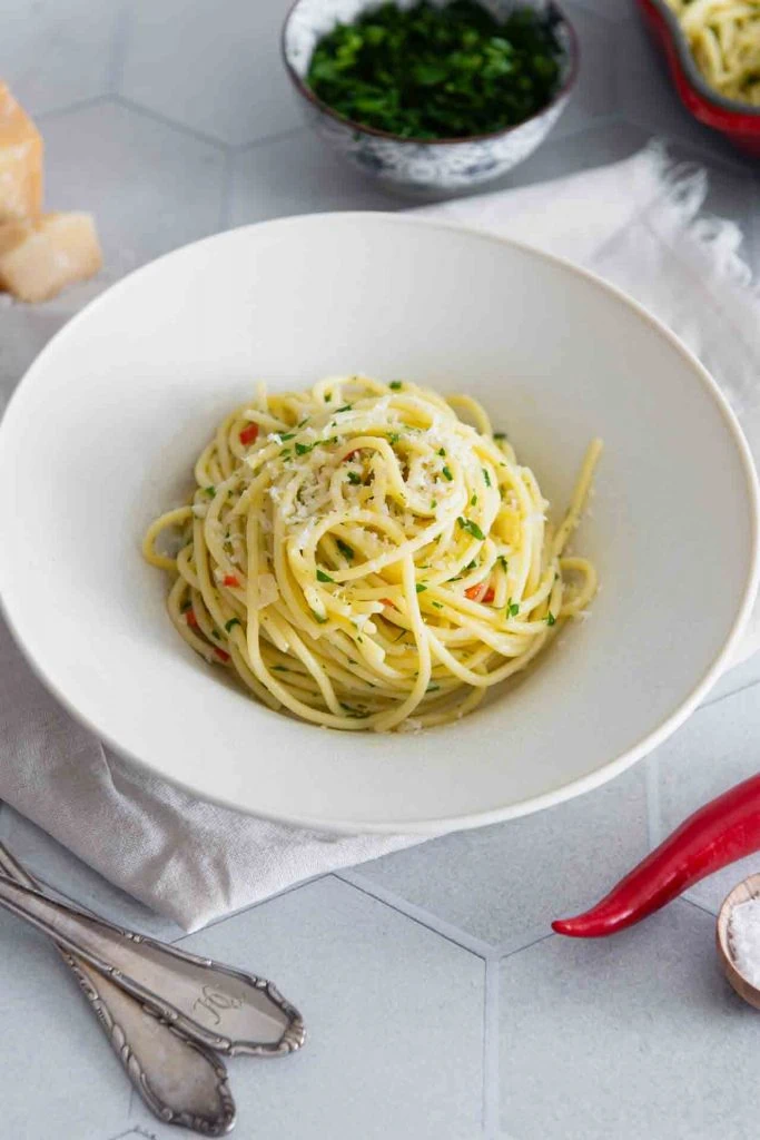 Spaghetti Aglio Olio nach Originalrezept.