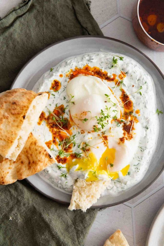 Türkische Eier zum Frühstück