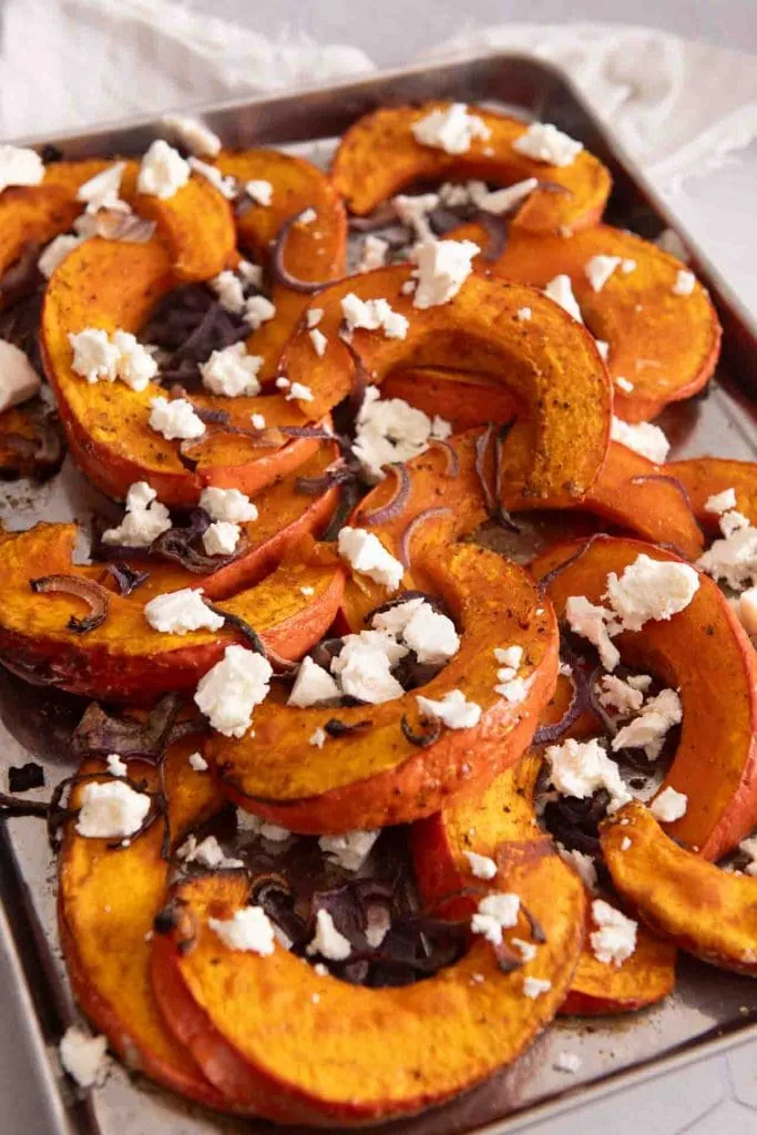 Der geröstete Kürbis aus dem Ofen