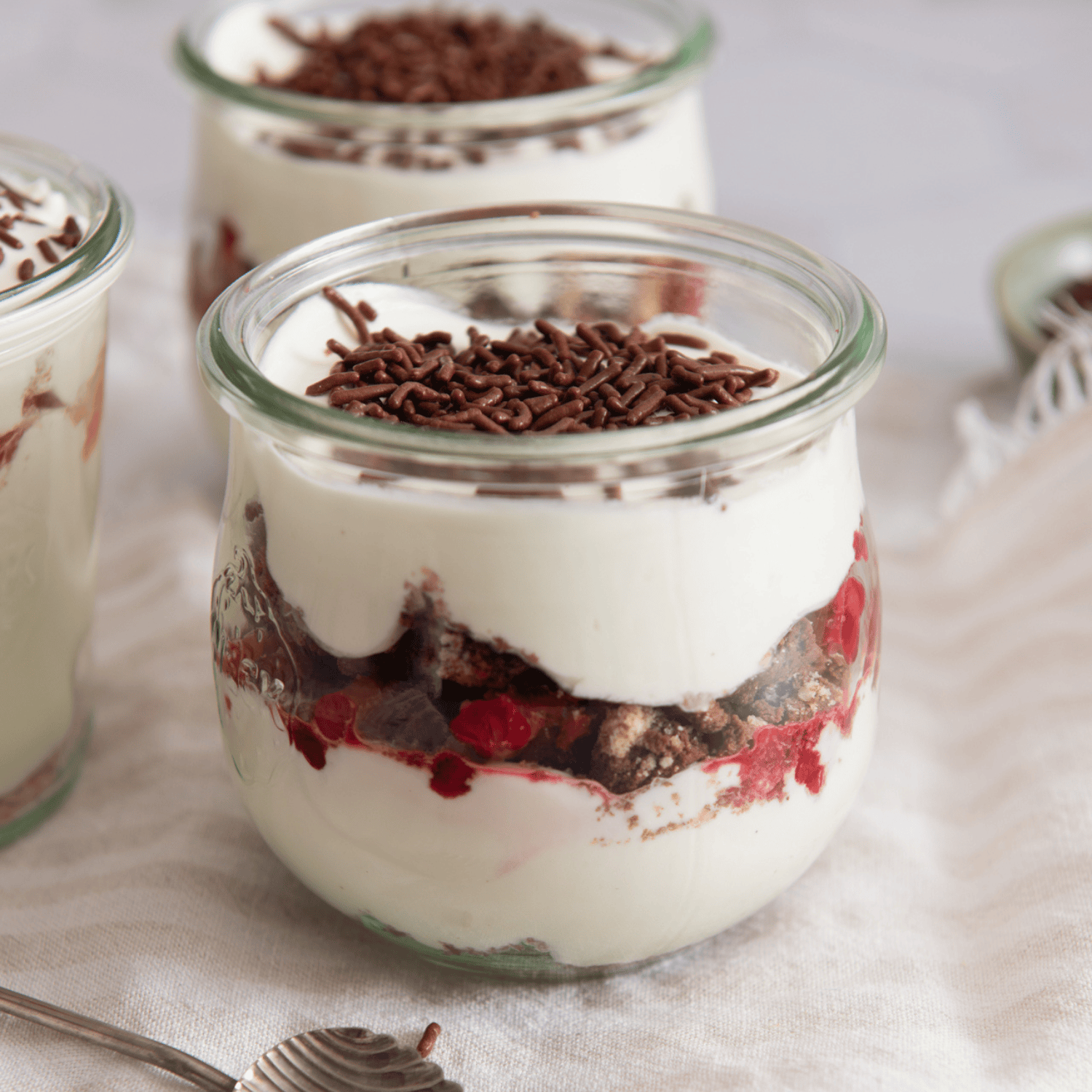 Schichtdessert im Glas: Das schnelle Baukasten-Rezept (15 Min.)