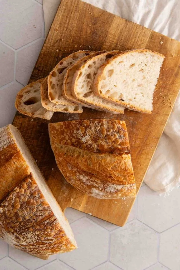 Sauerteigbrot backen wie ein richtig guter Bäcker, zu Hause.